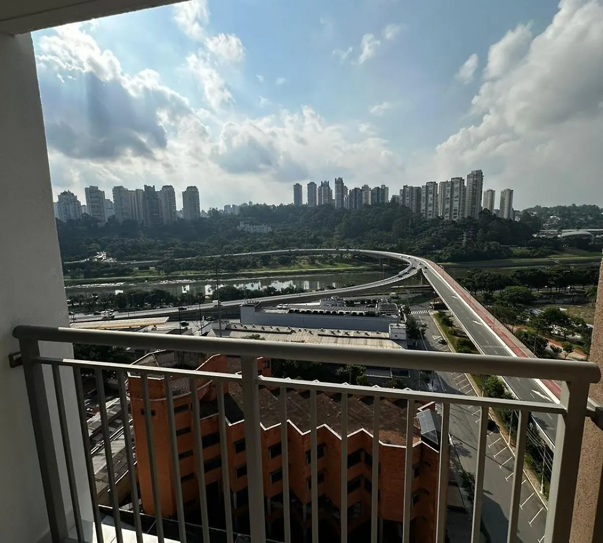 Laguna Airbnb 1706B São Paulo 0*,  Brasil